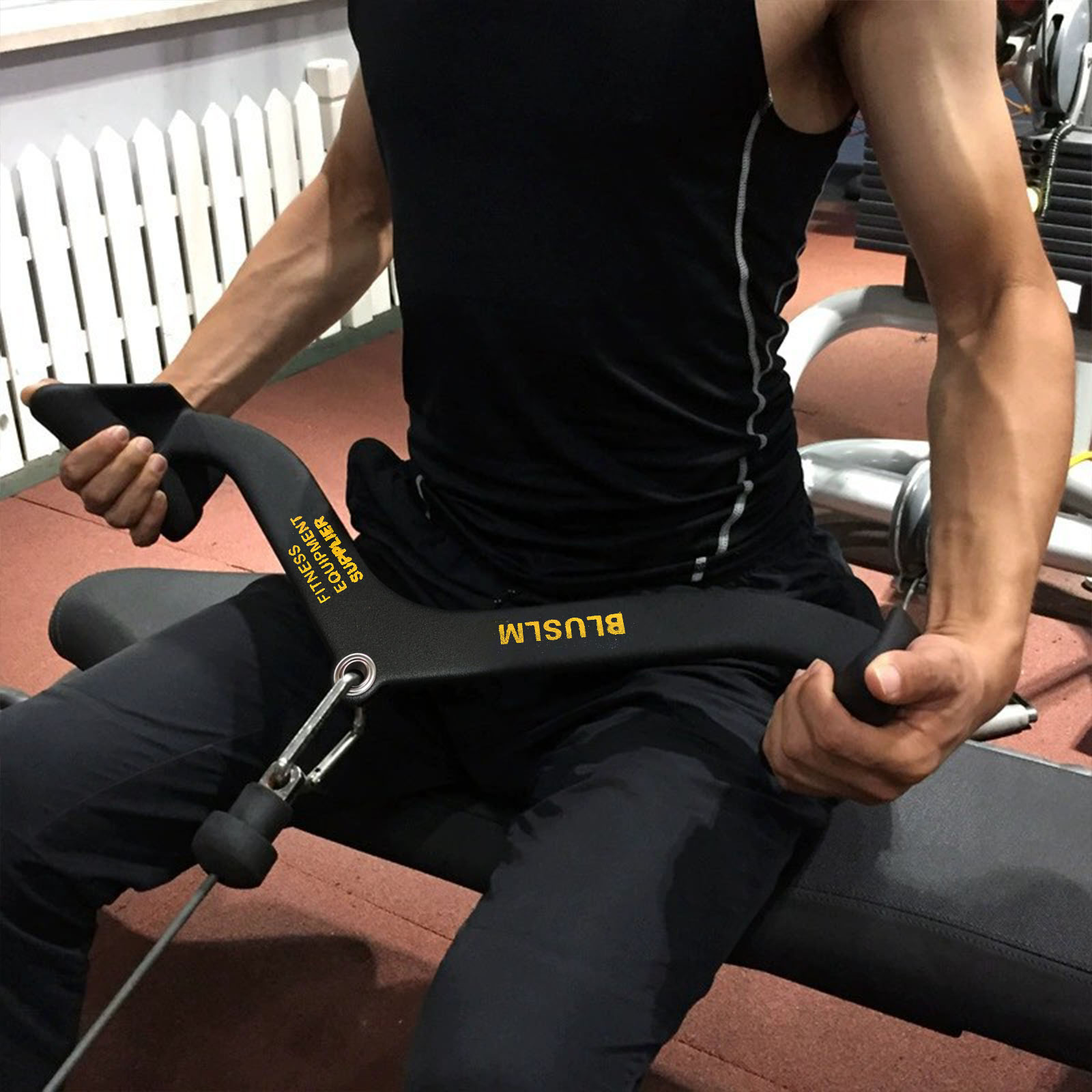 ホームジムフィットネスラットプルダウンハンドルグリップトレー - Lat Pulldown Bar のレビューと価格