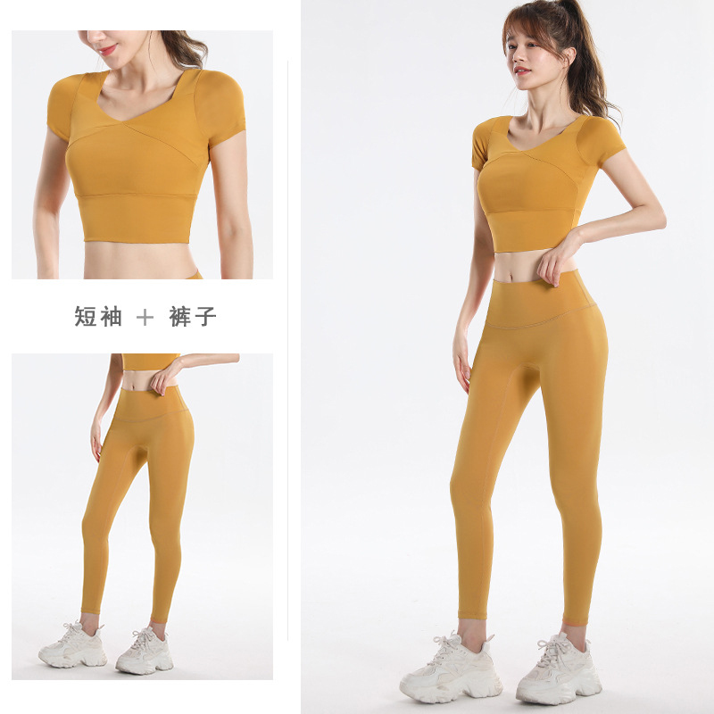 速乾性スポーツトップ（内蔵ブラ付き）プラスサイズ 2026年 - Yoga Fitness Set のレビューと価格