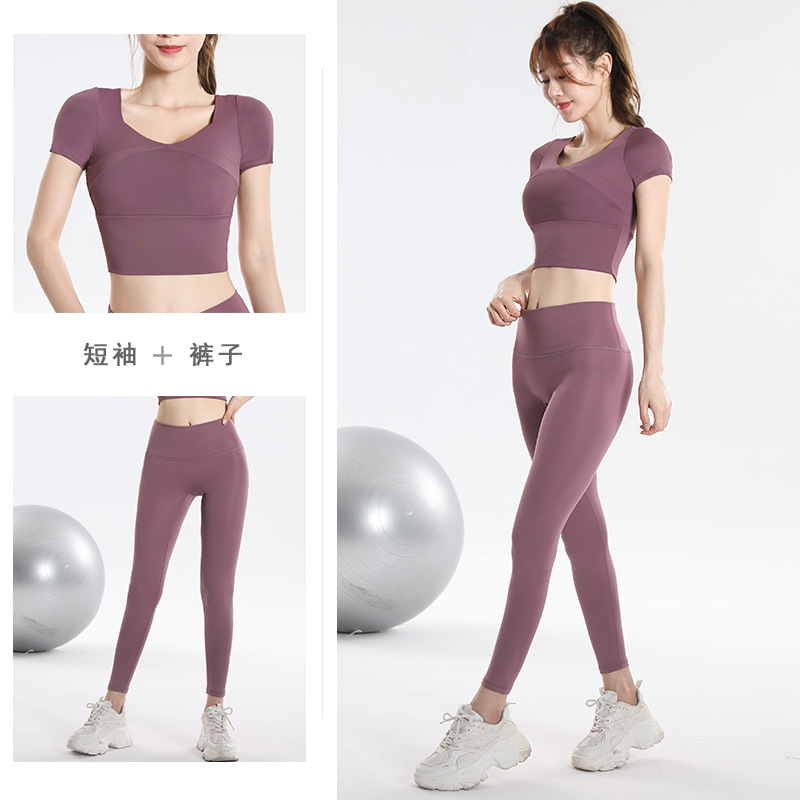 速乾性スポーツトップ（内蔵ブラ付き）プラスサイズ 2026年 - Yoga Fitness Set のレビューと価格